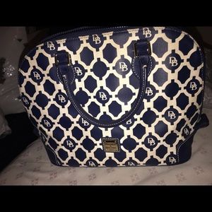 Dooney & Bourke